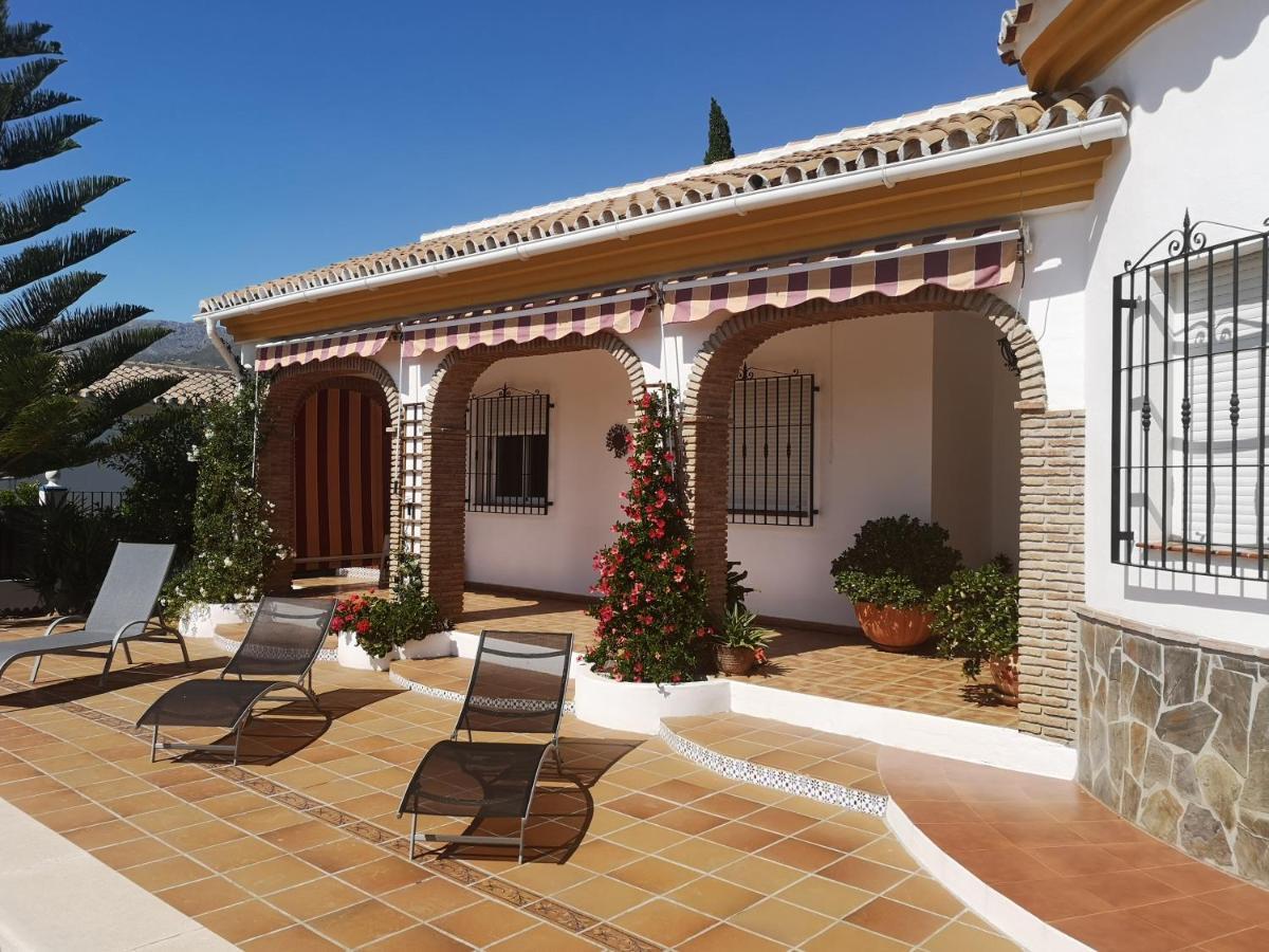 Villa Casa Las Fresas Alcaucín Esterno foto